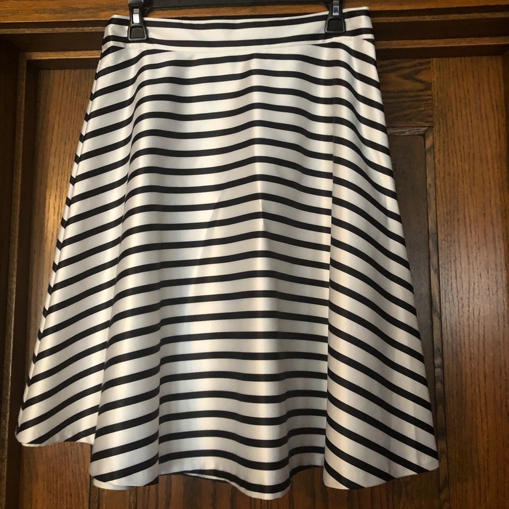 The Limited elegant flare skirt